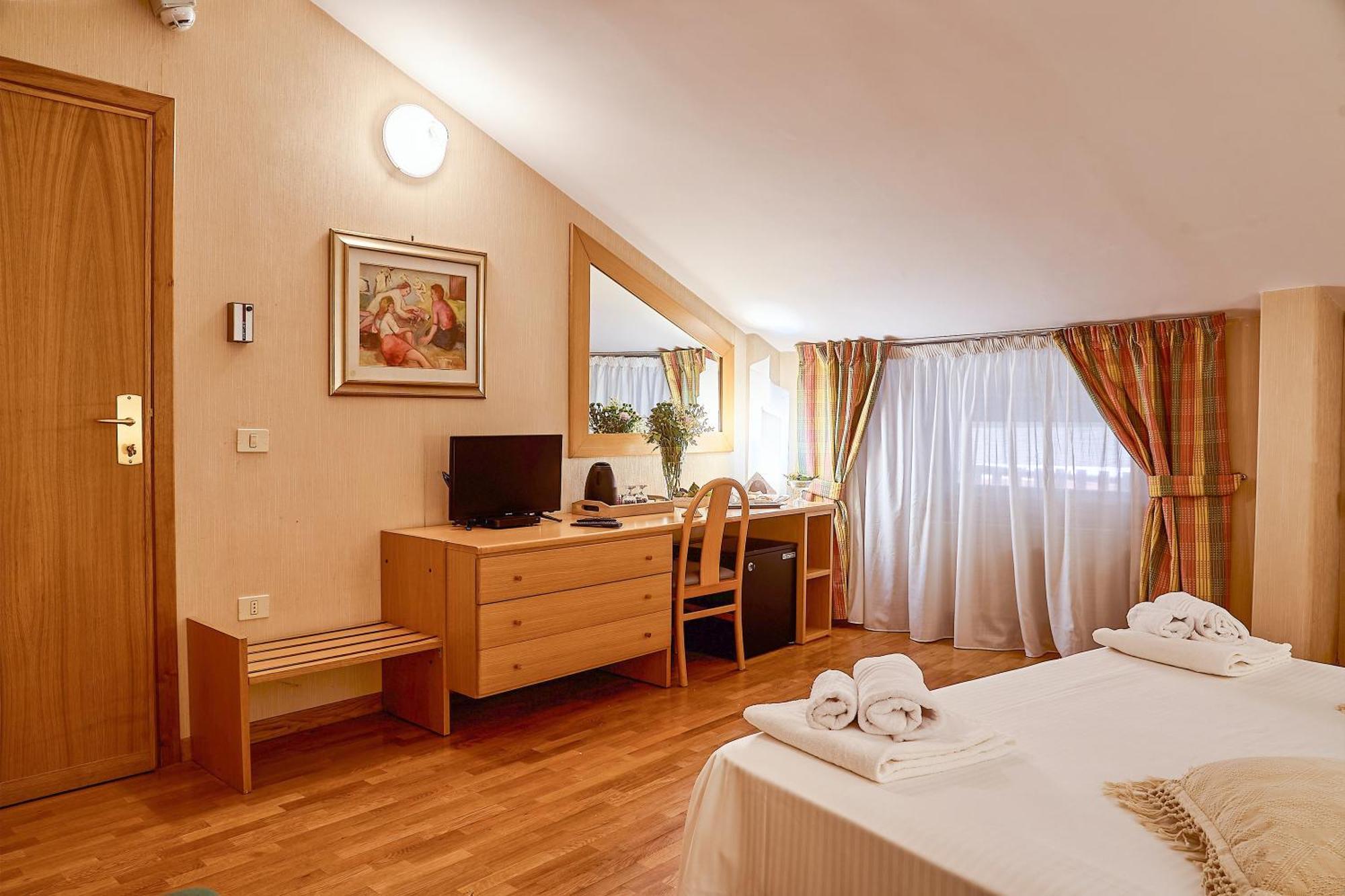 Hotel Camigliatello Camigliatello Silano Bagian luar foto